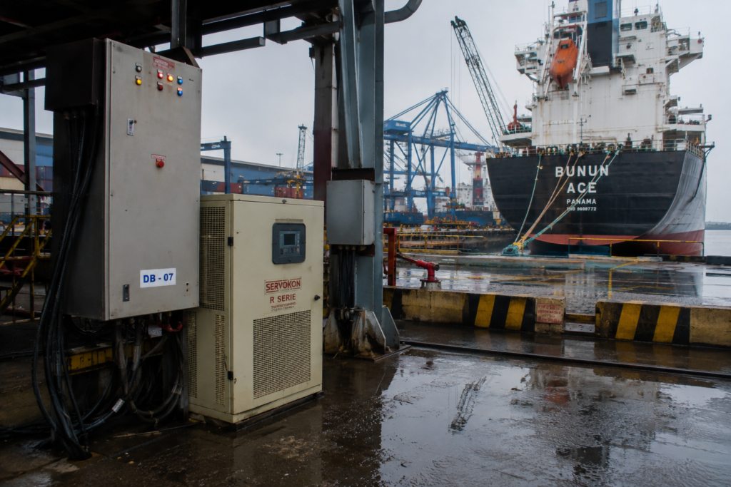 Ports & Shipyards