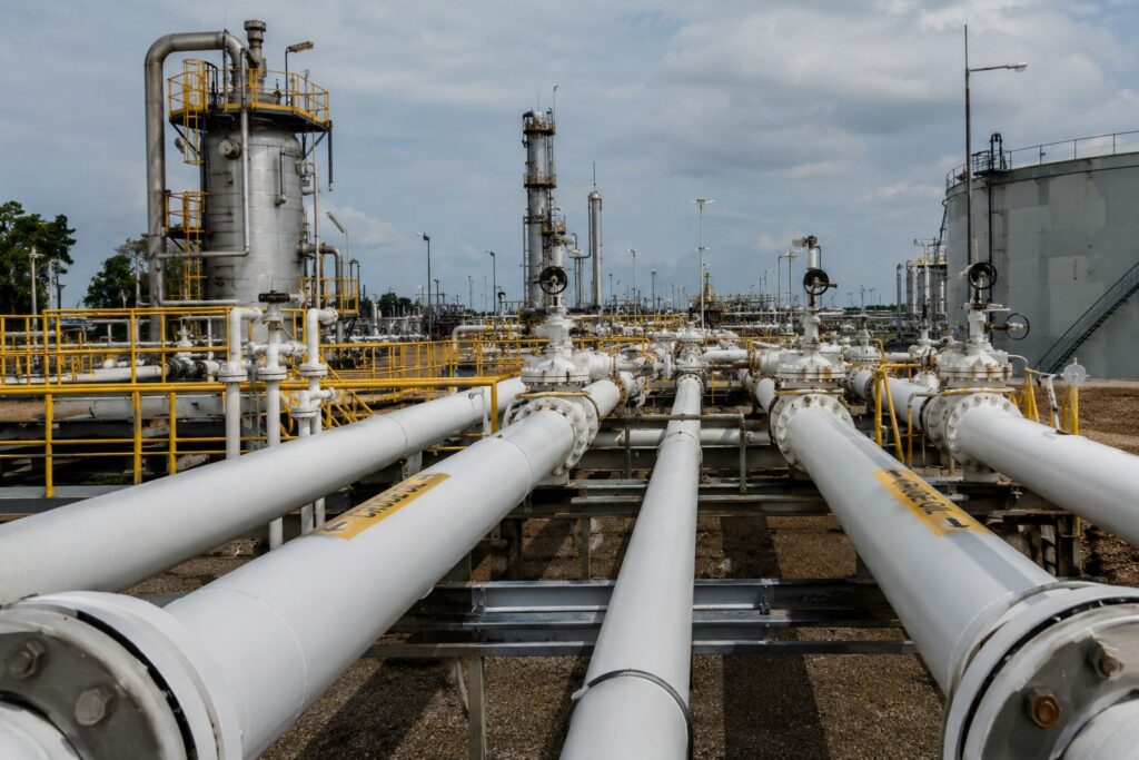 Oil & Gas Pipelines